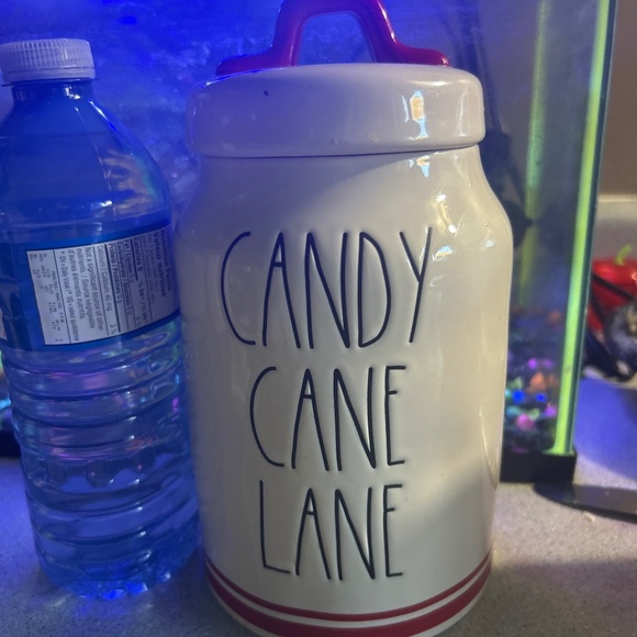 Rae Dunn Jar - Picture 1 of 1